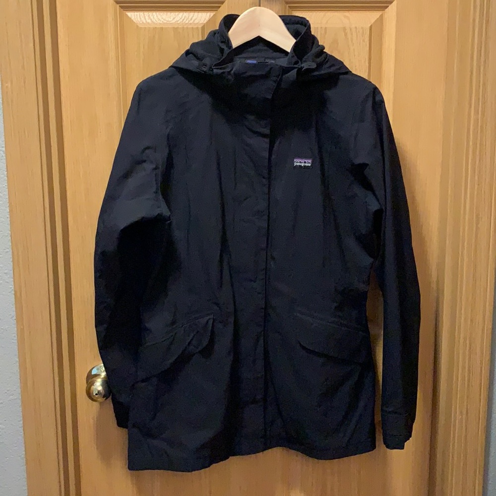 Patagonia Women’s h2no Jacket w/Removable Hood, Black, Size Medium
